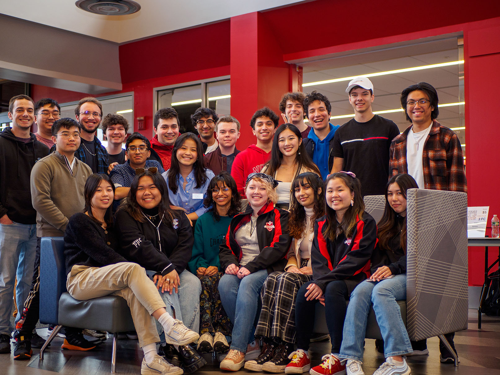A group photo of Rutgers Esports 2022 members.